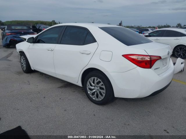 Photo 2 VIN: 2T1BURHE3KC168144 - TOYOTA COROLLA 