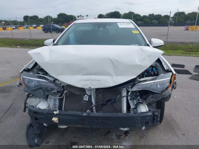 Photo 5 VIN: 2T1BURHE3KC168144 - TOYOTA COROLLA 