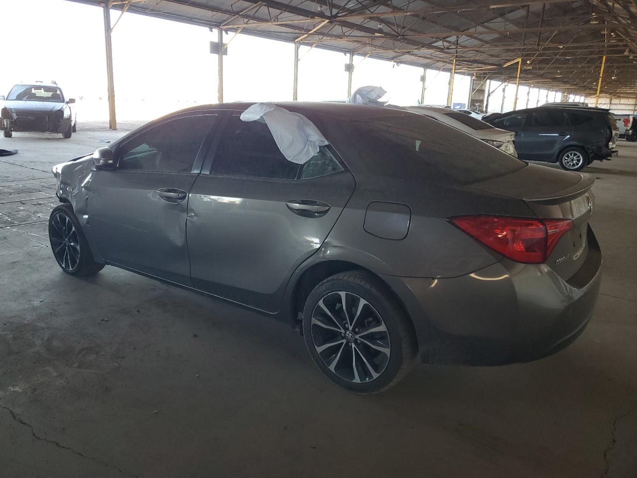 Photo 1 VIN: 2T1BURHE3KC220775 - TOYOTA COROLLA 