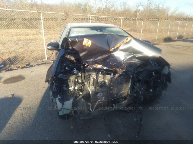 Photo 5 VIN: 2T1BURHE3KC234224 - TOYOTA COROLLA 