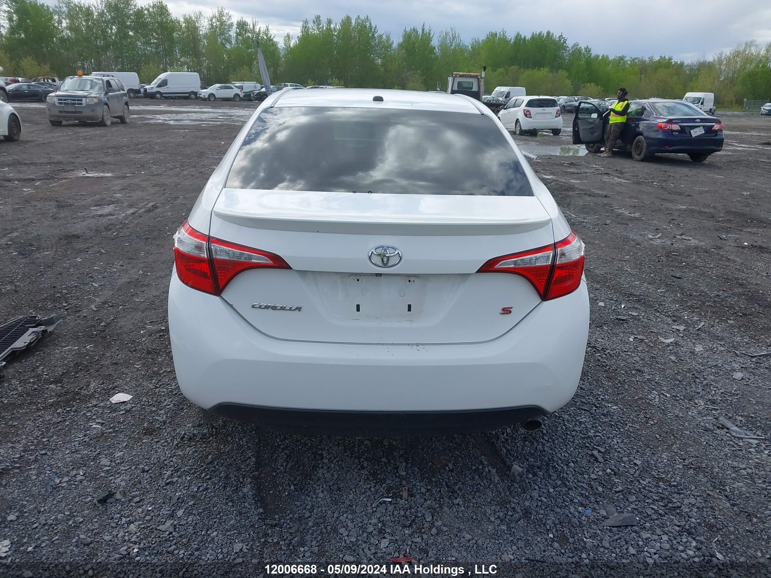 Photo 15 VIN: 2T1BURHE4FC315657 - TOYOTA COROLLA 