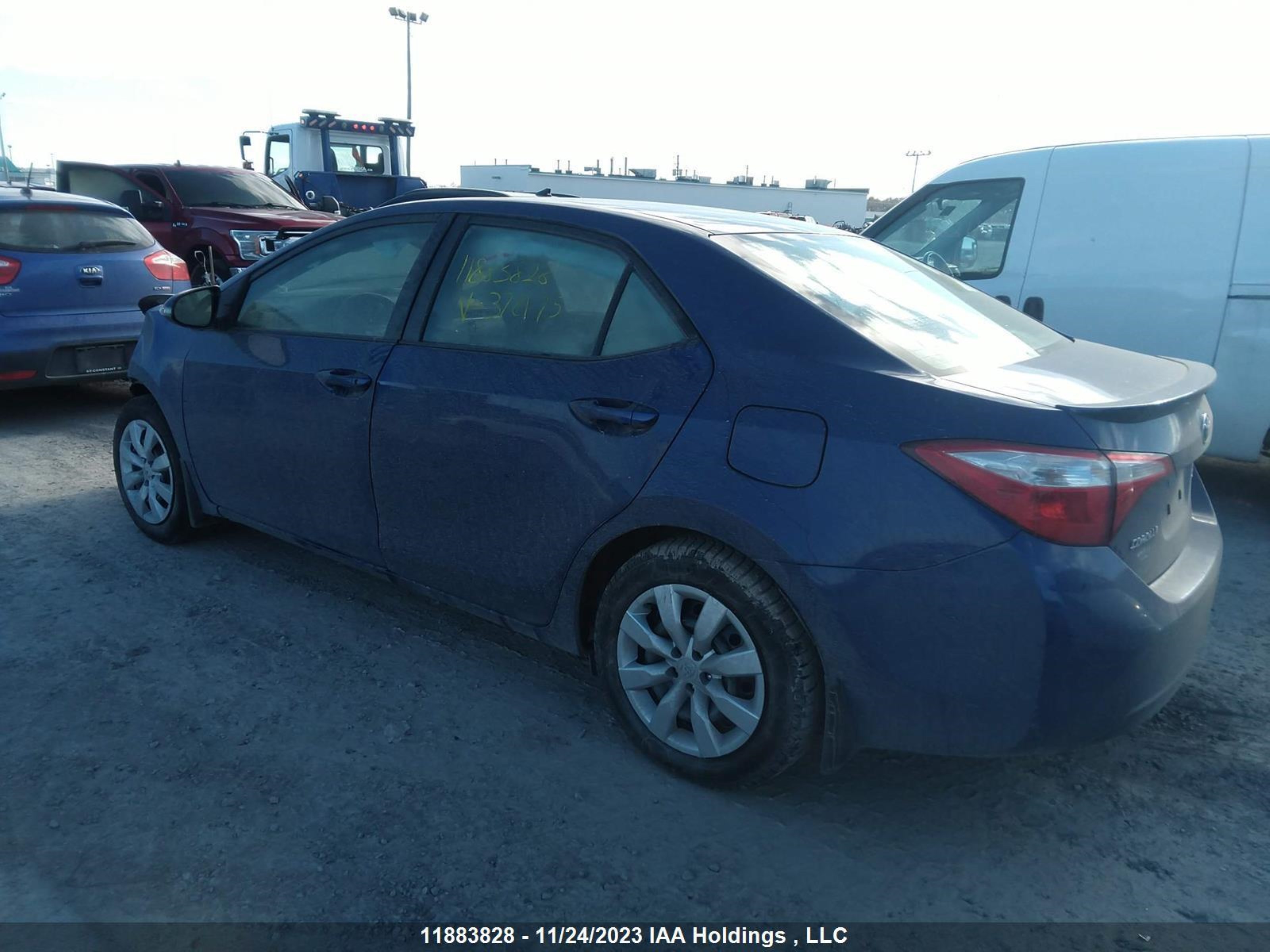 Photo 2 VIN: 2T1BURHE4FC378175 - TOYOTA COROLLA 