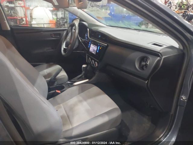 Photo 4 VIN: 2T1BURHE4HC777932 - TOYOTA COROLLA 