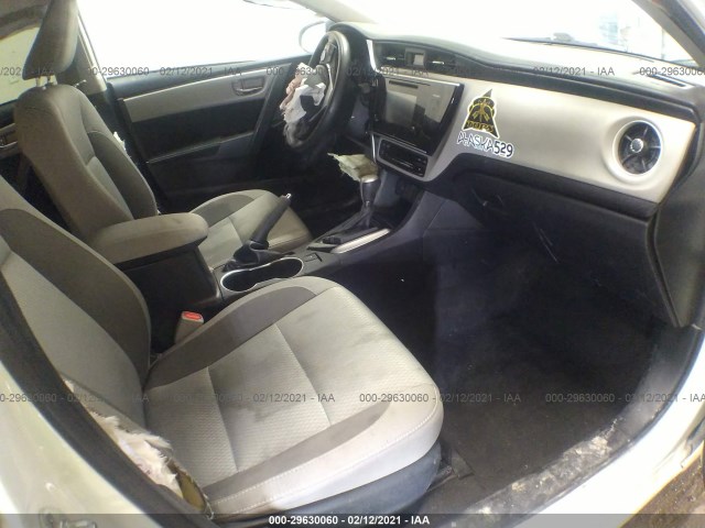 Photo 4 VIN: 2T1BURHE4HC781902 - TOYOTA COROLLA 