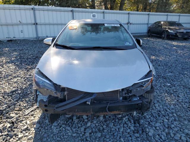 Photo 4 VIN: 2T1BURHE4HC888013 - TOYOTA COROLLA L 