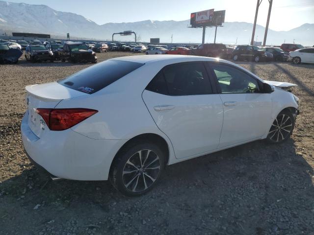 Photo 2 VIN: 2T1BURHE4JC011172 - TOYOTA COROLLA 