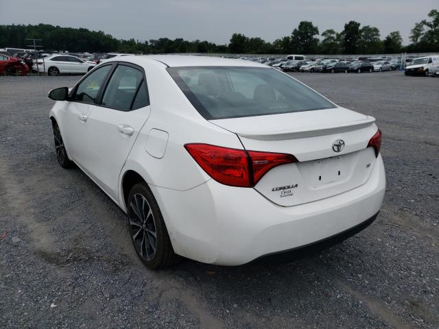 Photo 2 VIN: 2T1BURHE4JC026299 - TOYOTA COROLLA L 