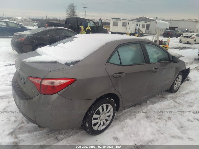 Photo 3 VIN: 2T1BURHE4JC032667 - TOYOTA COROLLA 