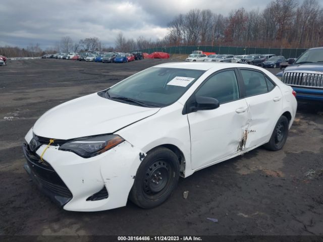 Photo 1 VIN: 2T1BURHE4JC053146 - TOYOTA COROLLA 