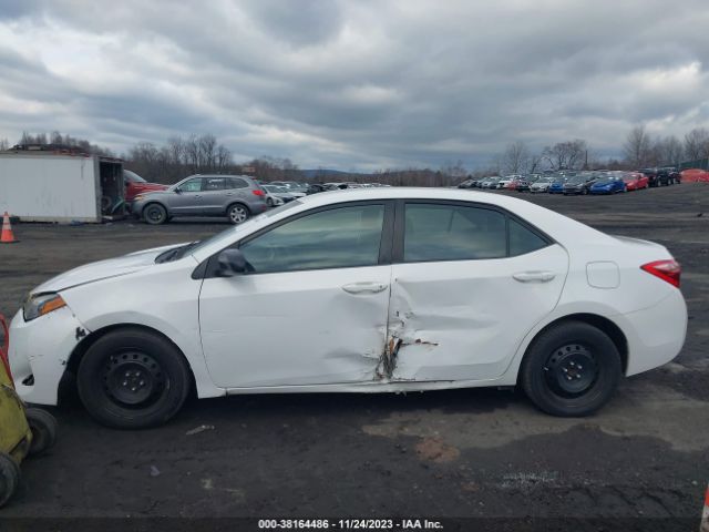 Photo 5 VIN: 2T1BURHE4JC053146 - TOYOTA COROLLA 