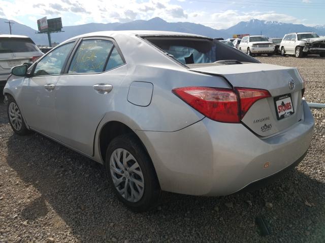 Photo 2 VIN: 2T1BURHE4JC067130 - TOYOTA COROLLA L 