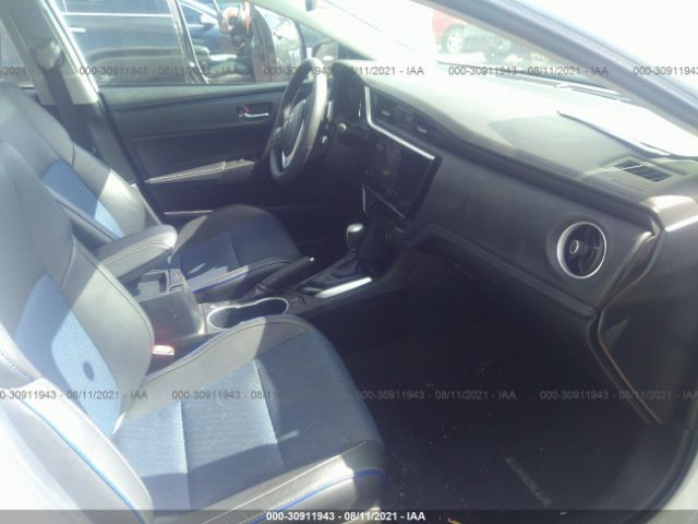 Photo 4 VIN: 2T1BURHE4JC073557 - TOYOTA COROLLA 