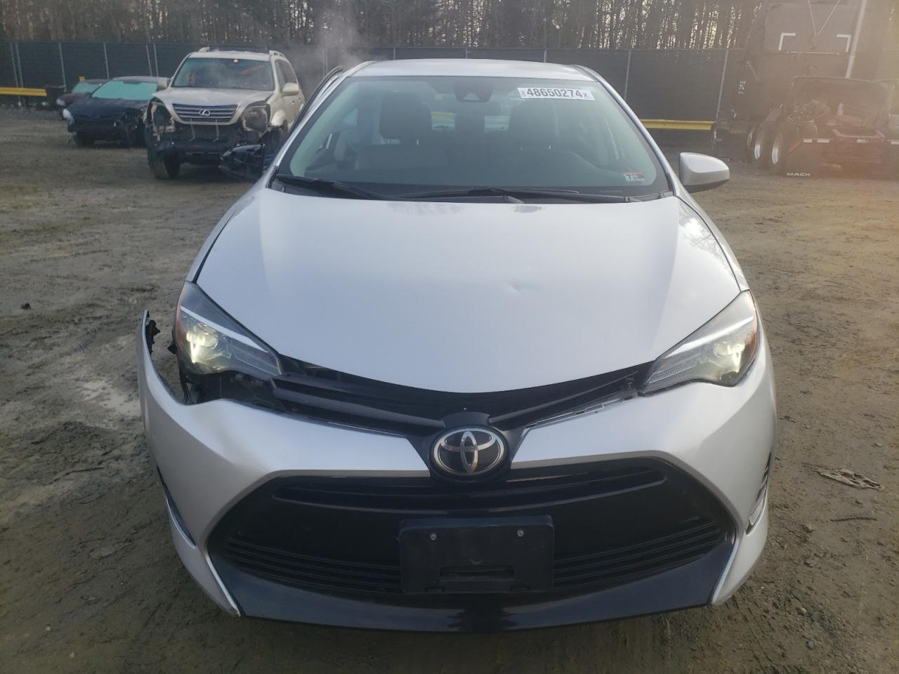 Photo 4 VIN: 2T1BURHE4JC077558 - TOYOTA COROLLA 