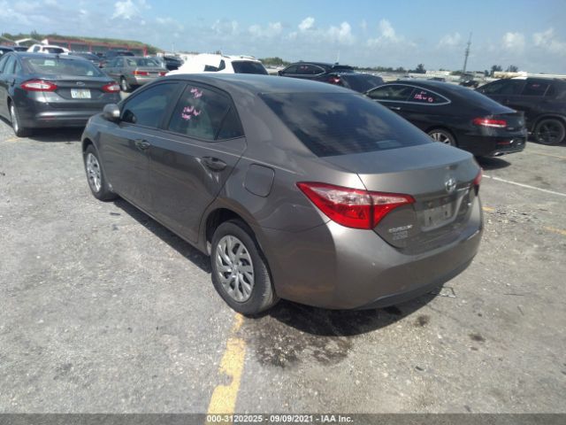 Photo 2 VIN: 2T1BURHE4JC110235 - TOYOTA COROLLA 