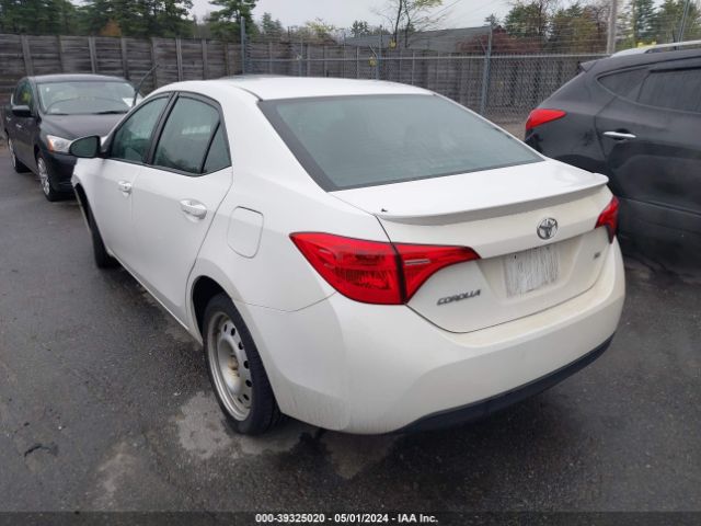 Photo 2 VIN: 2T1BURHE4JC990160 - TOYOTA COROLLA 