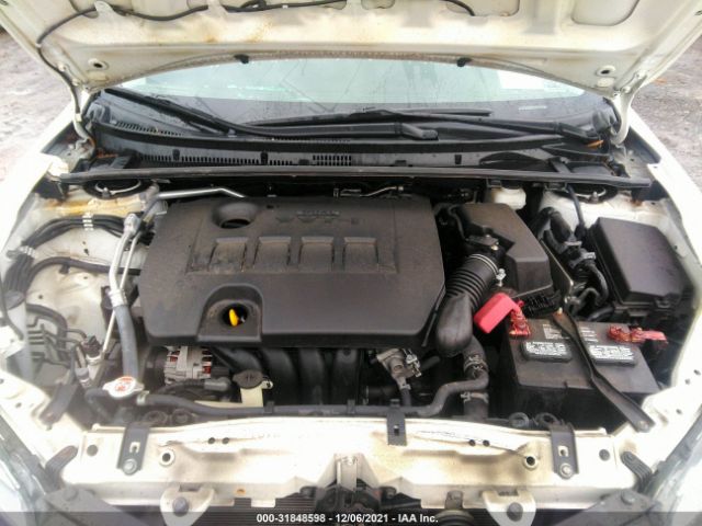 Photo 9 VIN: 2T1BURHE4JC997223 - TOYOTA COROLLA 