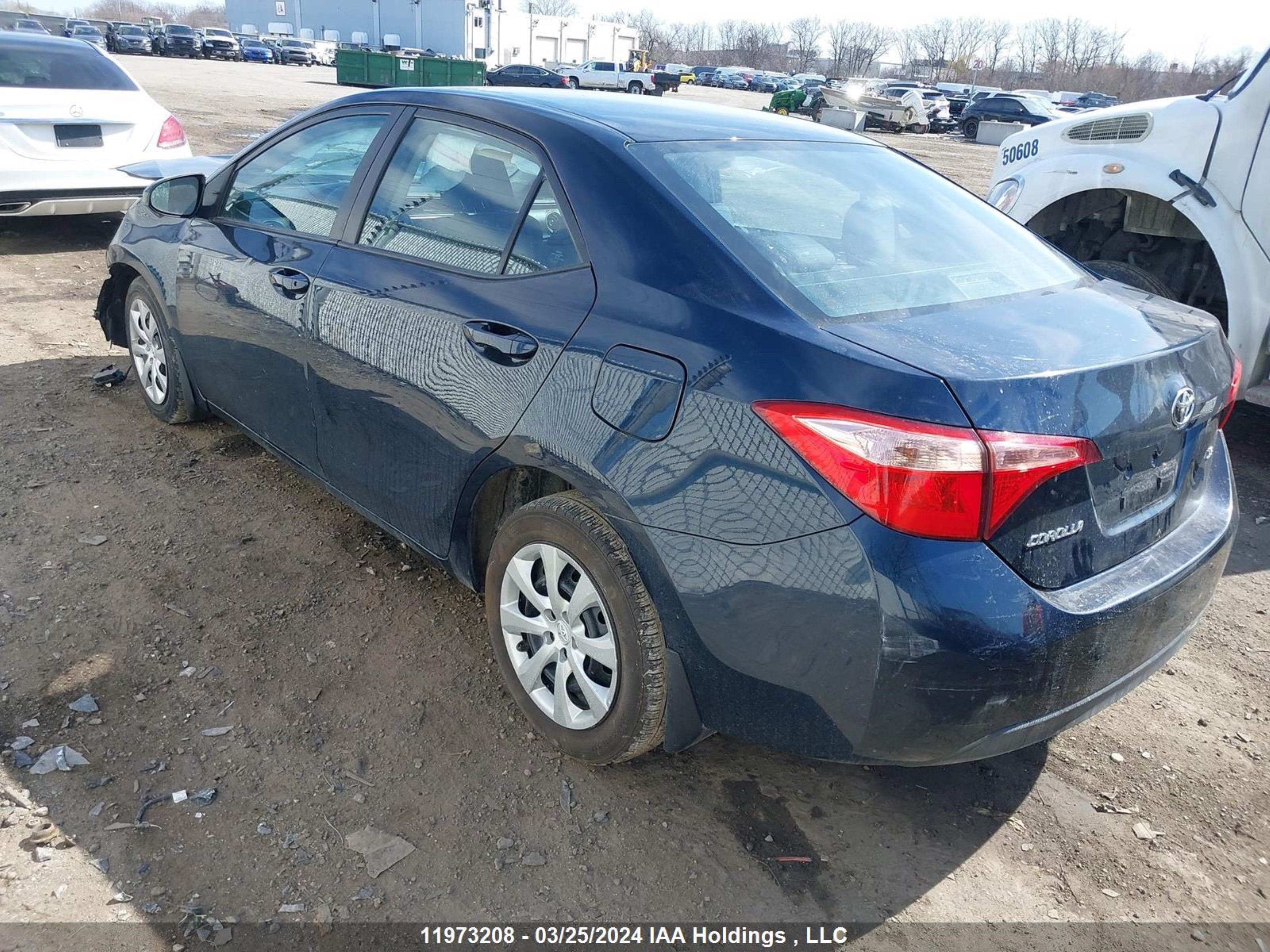 Photo 2 VIN: 2T1BURHE4KC128994 - TOYOTA COROLLA 