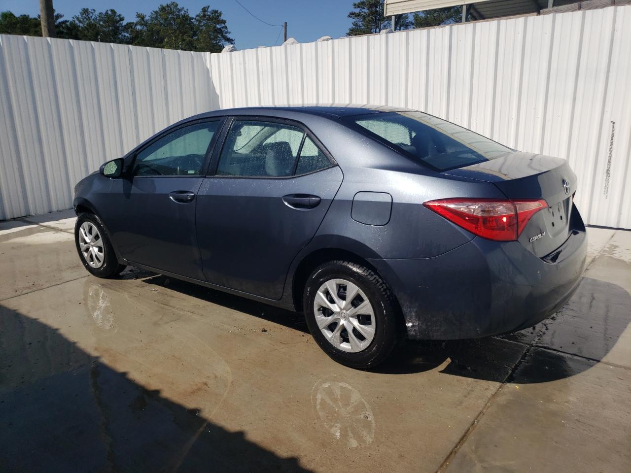 Photo 1 VIN: 2T1BURHE4KC203709 - TOYOTA COROLLA 