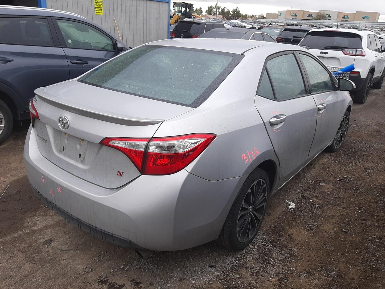 Photo 2 VIN: 2T1BURHE5EC096805 - TOYOTA COROLLA 