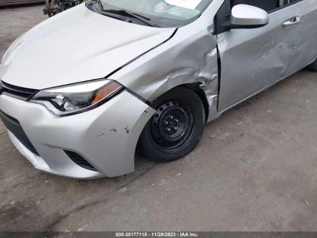 Photo 5 VIN: 2T1BURHE5EC157845 - TOYOTA COROLLA 