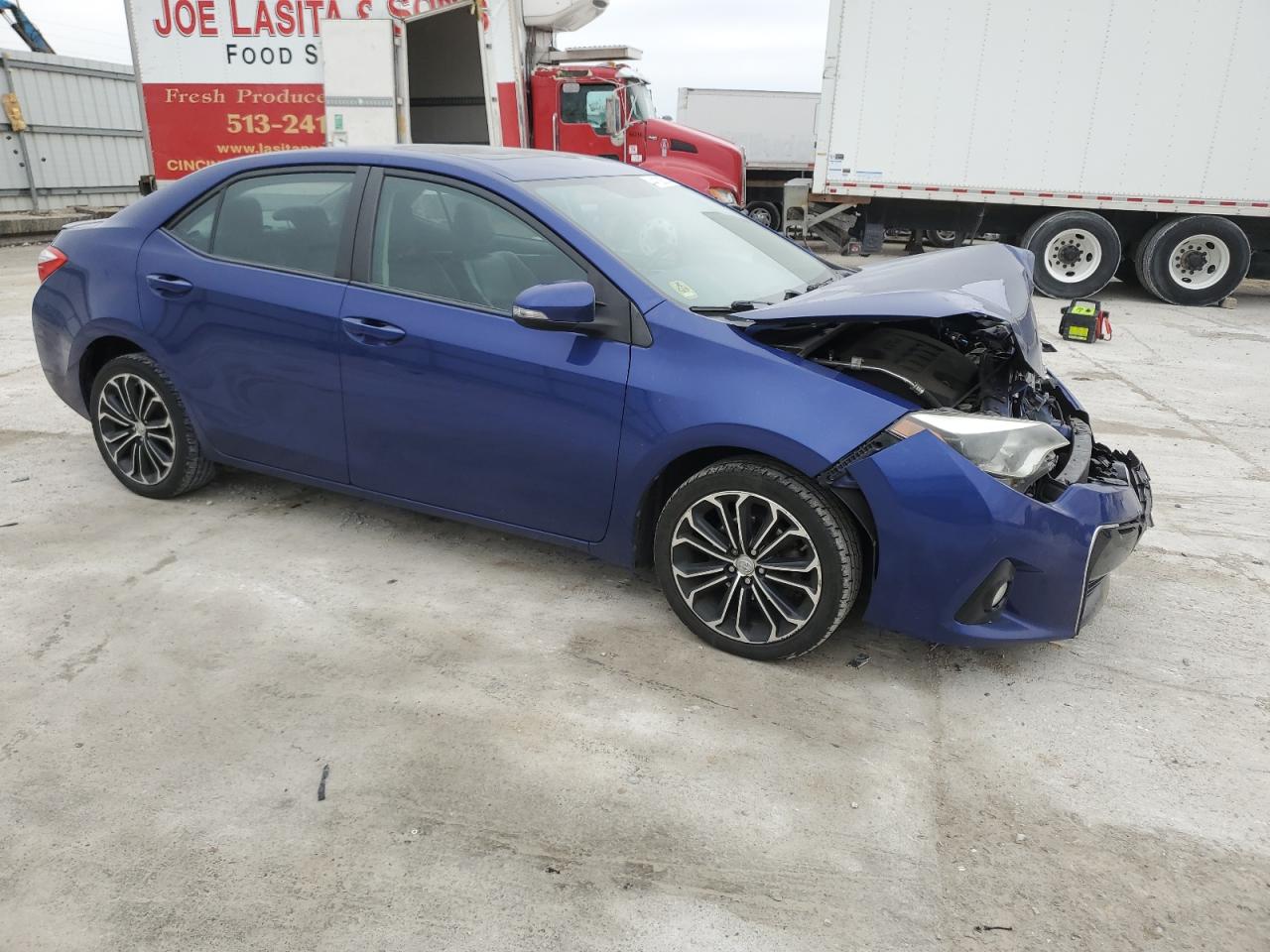 Photo 3 VIN: 2T1BURHE5FC330703 - TOYOTA COROLLA 