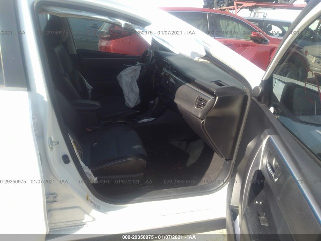 Photo 4 VIN: 2T1BURHE5FC330927 - TOYOTA COROLLA 