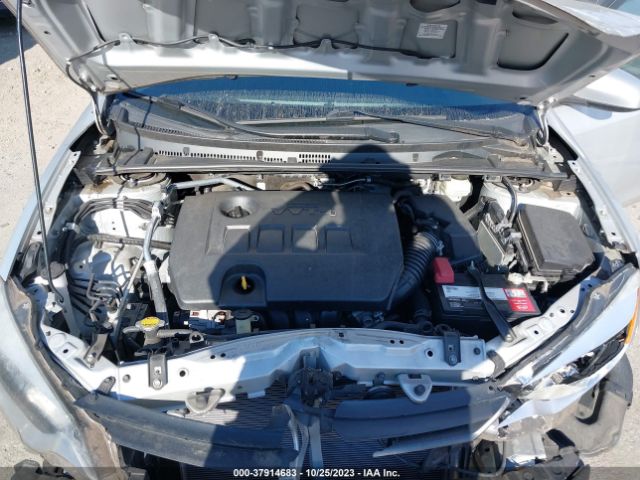 Photo 9 VIN: 2T1BURHE5FC412222 - TOYOTA COROLLA 