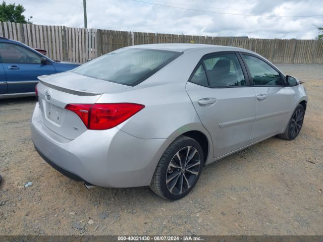 Photo 3 VIN: 2T1BURHE5JC001816 - TOYOTA COROLLA 