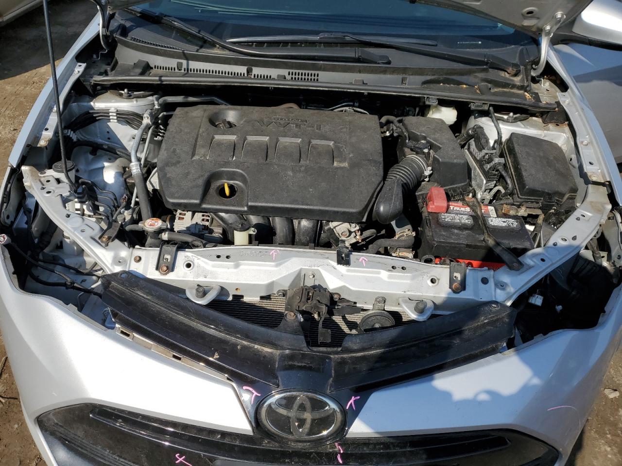 Photo 10 VIN: 2T1BURHE5JC008409 - TOYOTA COROLLA 