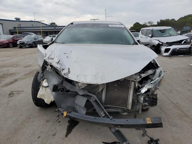 Photo 4 VIN: 2T1BURHE5JC026781 - TOYOTA COROLLA 