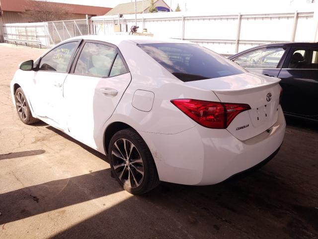 Photo 2 VIN: 2T1BURHE5JC035187 - TOYOTA COROLLA SE 