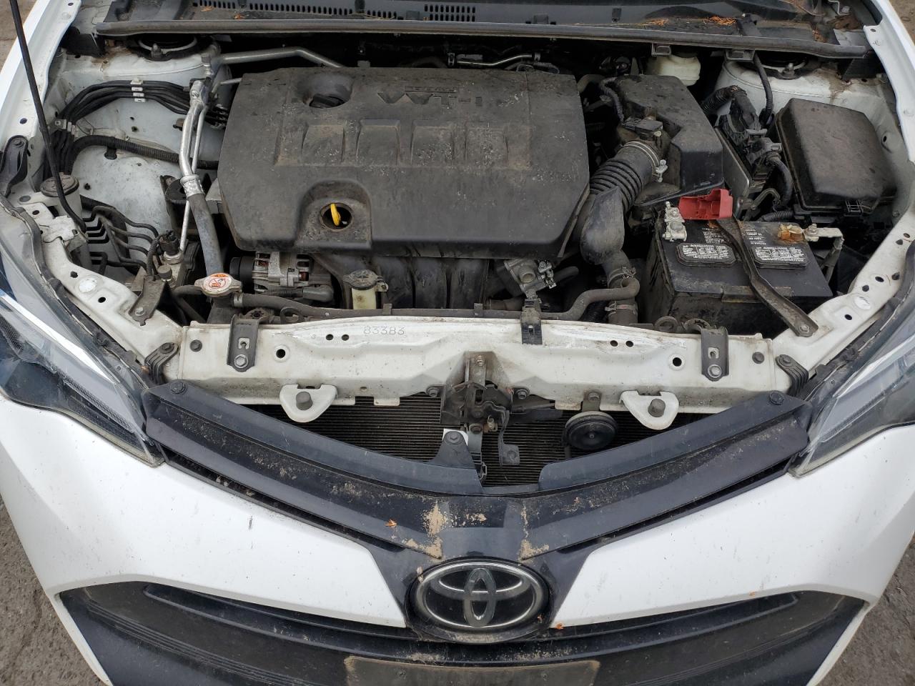 Photo 10 VIN: 2T1BURHE5JC055200 - TOYOTA COROLLA 