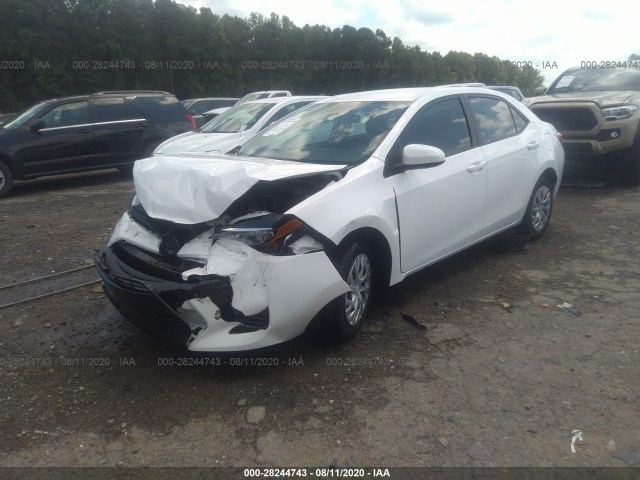 Photo 1 VIN: 2T1BURHE5JC057075 - TOYOTA COROLLA 