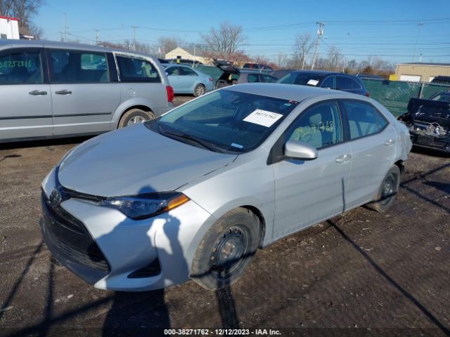 Photo 1 VIN: 2T1BURHE5JC070909 - TOYOTA COROLLA 