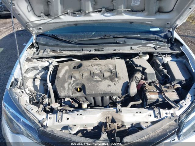 Photo 9 VIN: 2T1BURHE5JC070909 - TOYOTA COROLLA 