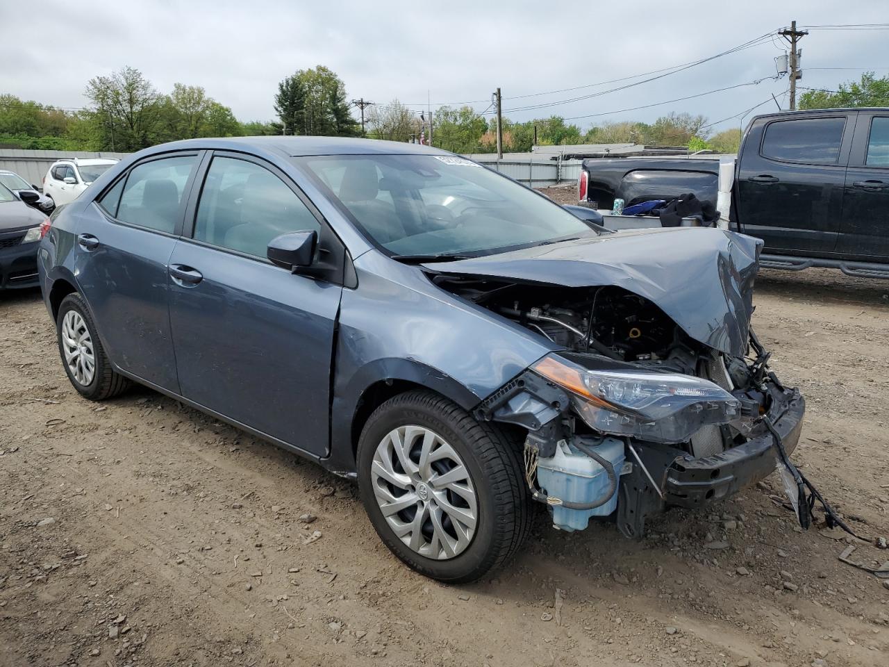 Photo 3 VIN: 2T1BURHE5JC094174 - TOYOTA COROLLA 