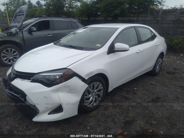 Photo 1 VIN: 2T1BURHE5JC098404 - TOYOTA COROLLA 