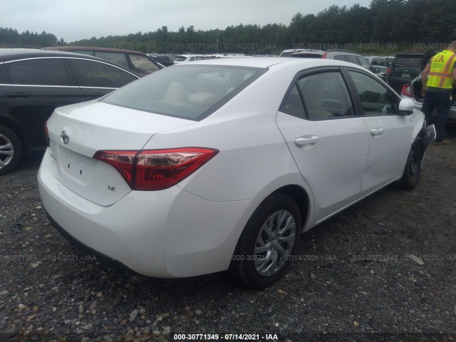 Photo 3 VIN: 2T1BURHE5JC098404 - TOYOTA COROLLA 