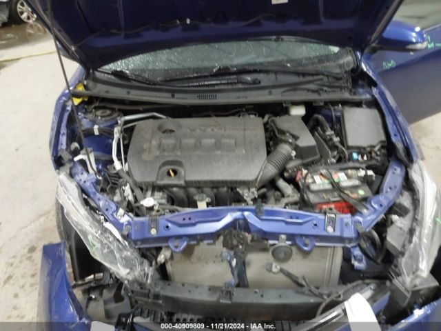 Photo 9 VIN: 2T1BURHE5JC111815 - TOYOTA COROLLA 