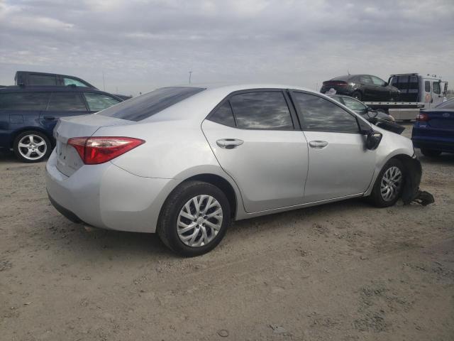 Photo 2 VIN: 2T1BURHE5JC973772 - TOYOTA COROLLA L 