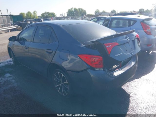 Photo 2 VIN: 2T1BURHE5JC989857 - TOYOTA COROLLA 