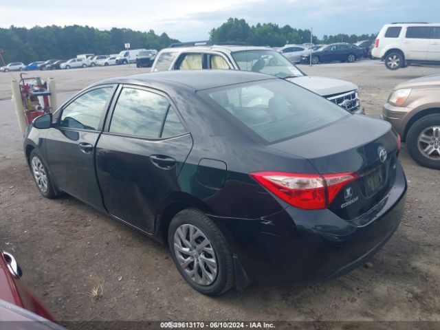 Photo 2 VIN: 2T1BURHE5JC992130 - TOYOTA COROLLA 