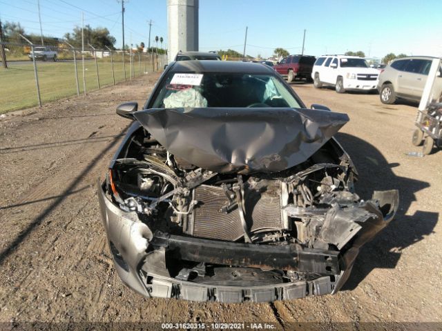 Photo 5 VIN: 2T1BURHE5JC992158 - TOYOTA COROLLA 