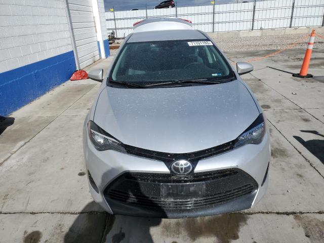 Photo 4 VIN: 2T1BURHE5KC146808 - TOYOTA COROLLA 