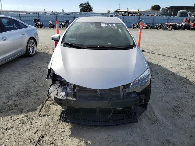 Photo 4 VIN: 2T1BURHE5KC207249 - TOYOTA COROLLA L 