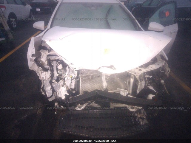 Photo 5 VIN: 2T1BURHE5KC229767 - TOYOTA COROLLA 