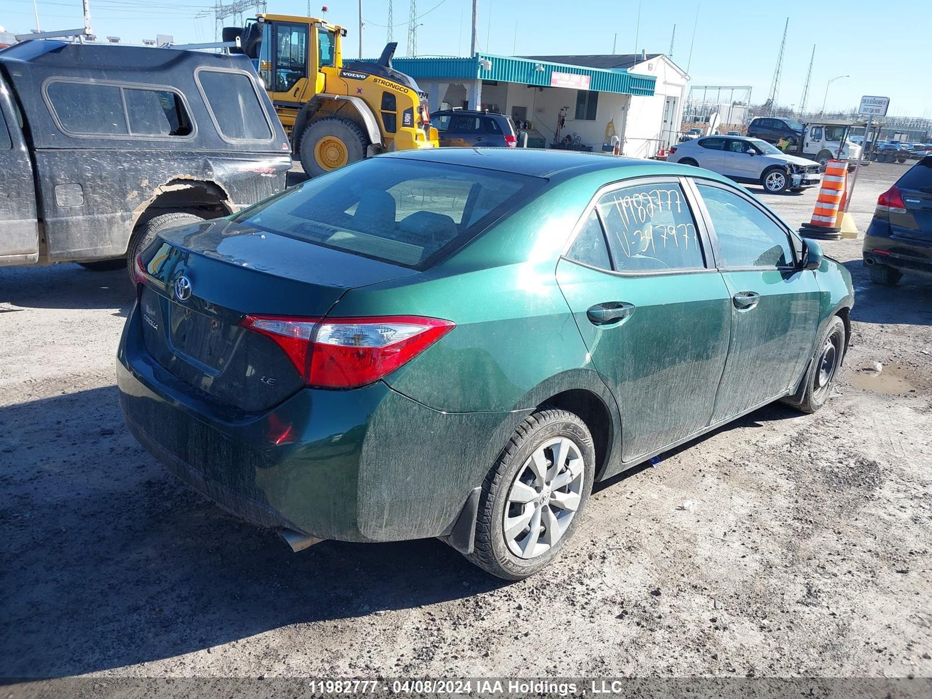 Photo 3 VIN: 2T1BURHE6FC347977 - TOYOTA COROLLA 