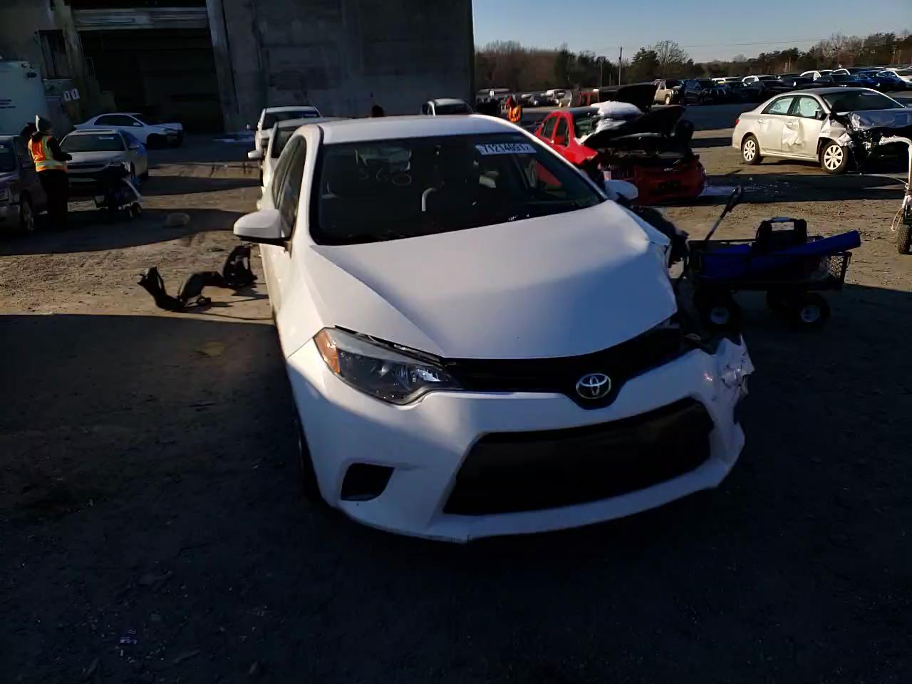 Photo 10 VIN: 2T1BURHE6FC385712 - TOYOTA COROLLA L 