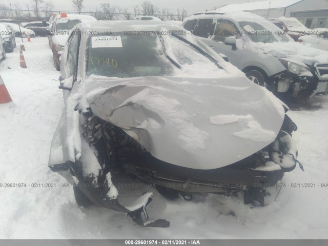 Photo 5 VIN: 2T1BURHE6FC413007 - TOYOTA COROLLA 