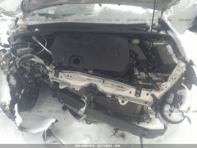 Photo 9 VIN: 2T1BURHE6FC413007 - TOYOTA COROLLA 